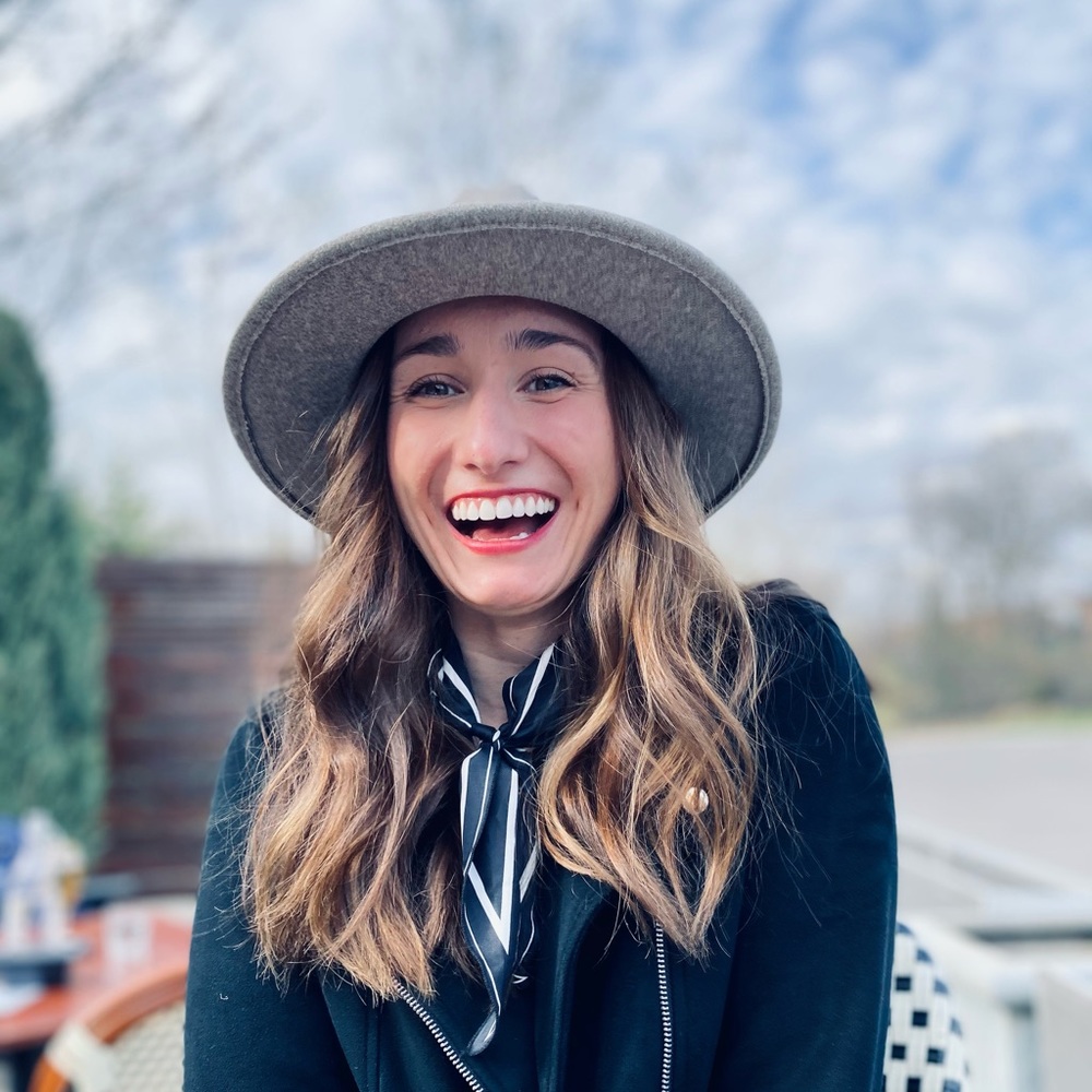 Meet your Posher, Camille